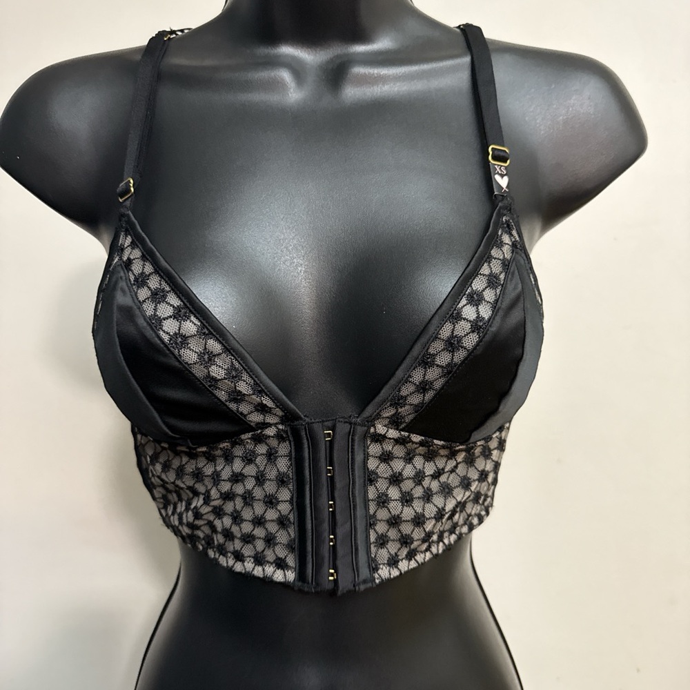NWT Victoria’s Secret Bralette